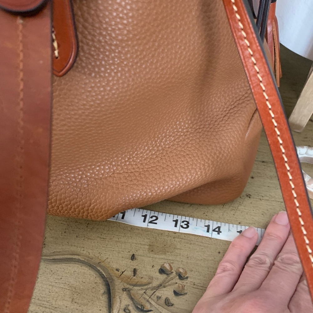 Dooney & Bourke British Tan Satchel with Gold Hardware - Picture 3 of 6